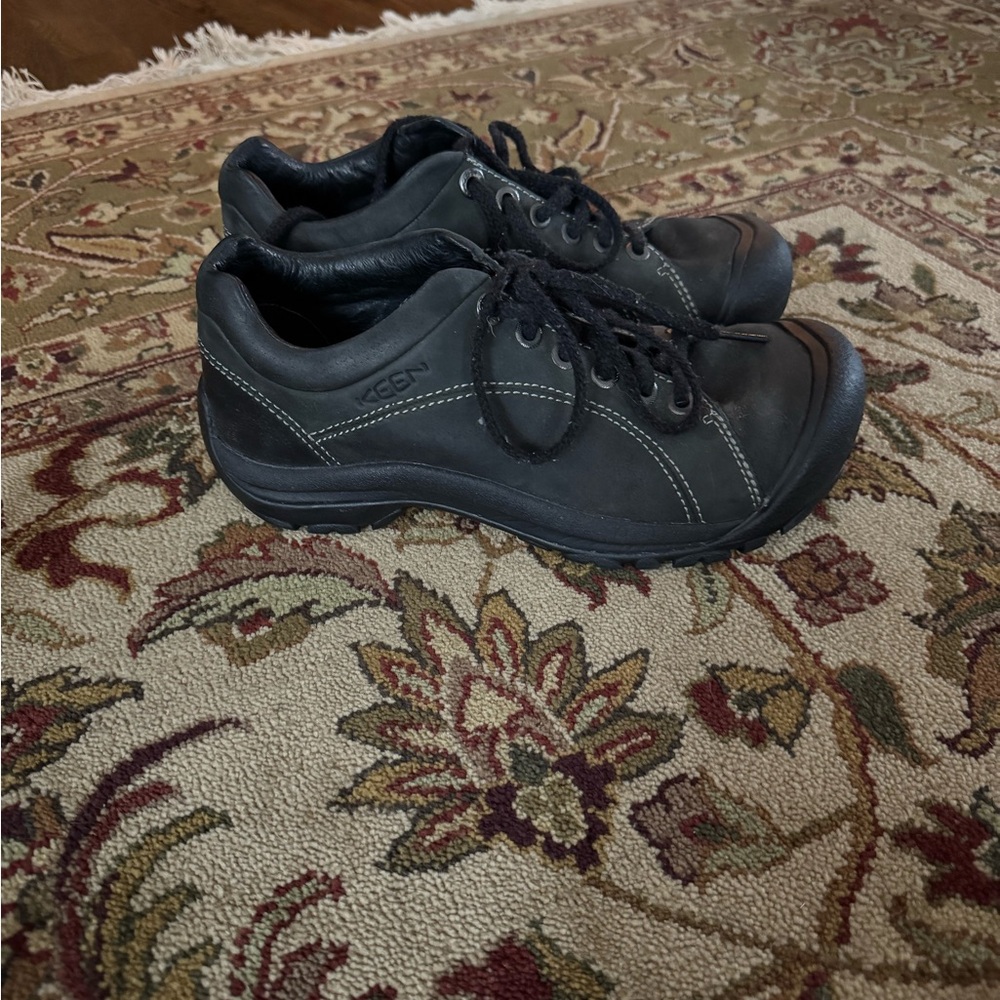 KEEN Black Leather Presidio Shoe